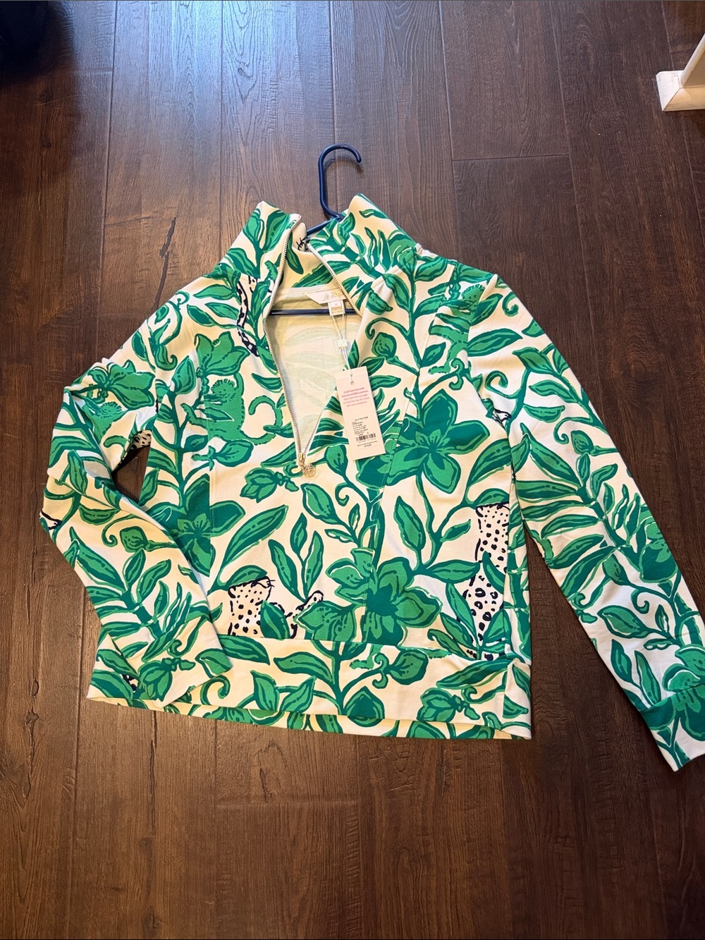 NWT ELENI UPF 50+ PULLOVER, FIDDLE LEAF GREEN ESCAPE PLAN - Picture 7 of 10